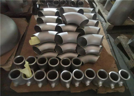 Seamless TP304 Butt Welded 110mm Equal Tee Pipe Fitting Varnished